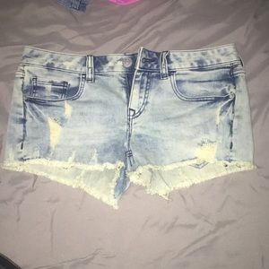 EXPRESS Jean shorts!